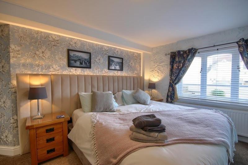 Smugglers Luxury Accommodation Sheringham Eksteriør billede