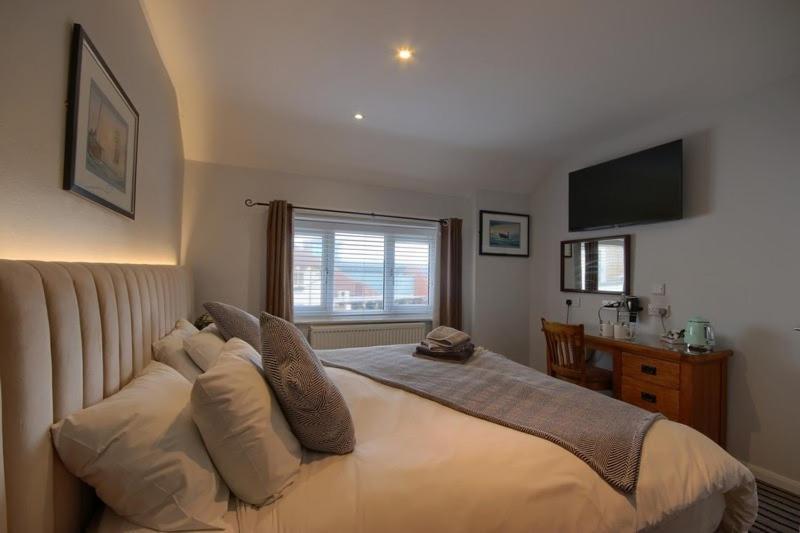 Smugglers Luxury Accommodation Sheringham Eksteriør billede