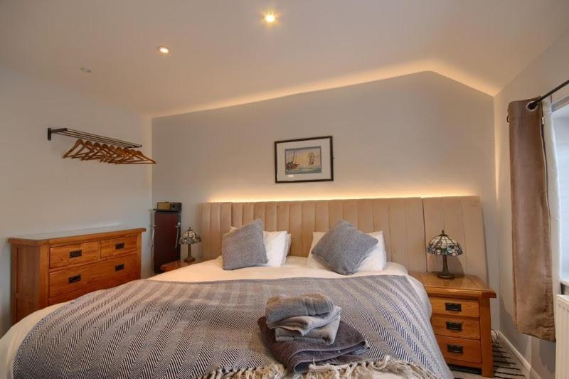 Smugglers Luxury Accommodation Sheringham Eksteriør billede